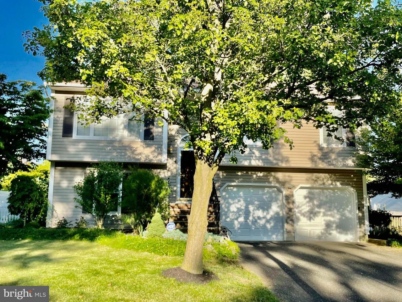 136 Purdy Street - Photo 1