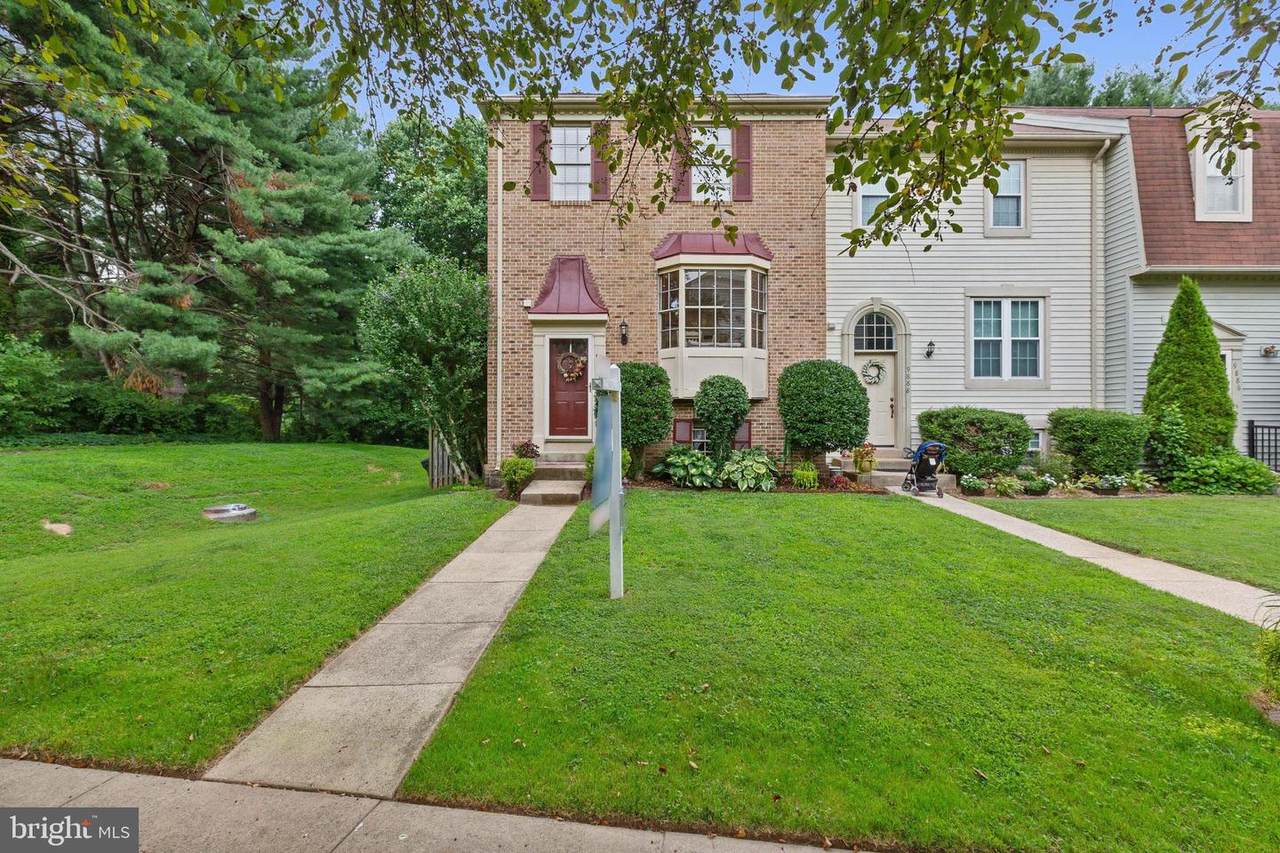 9890 Burke Pond Court - Photo 1