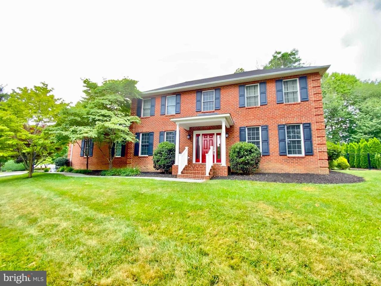 201 Mateer Circle - Photo 1