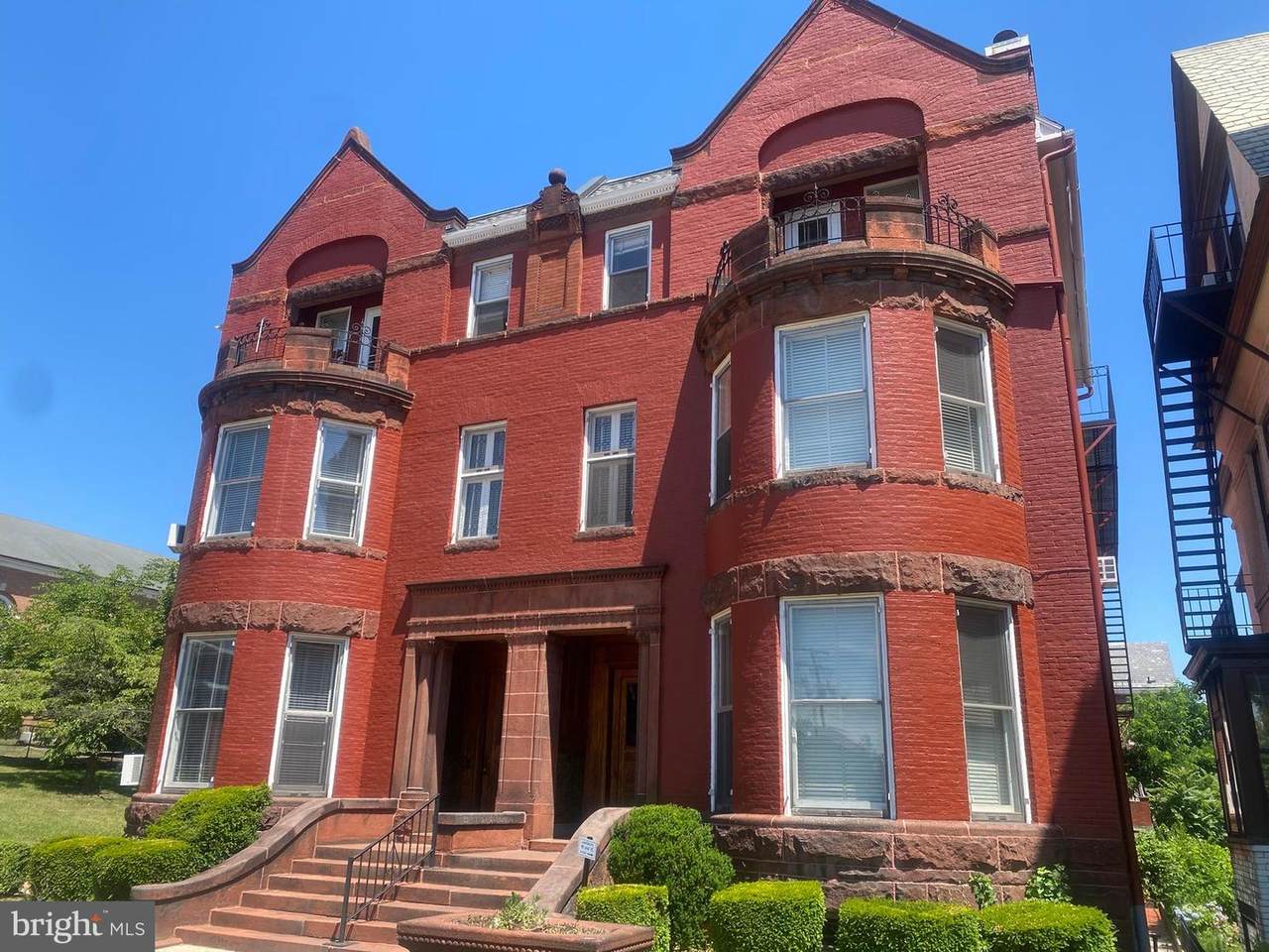 103 Washington Street - Photo 1