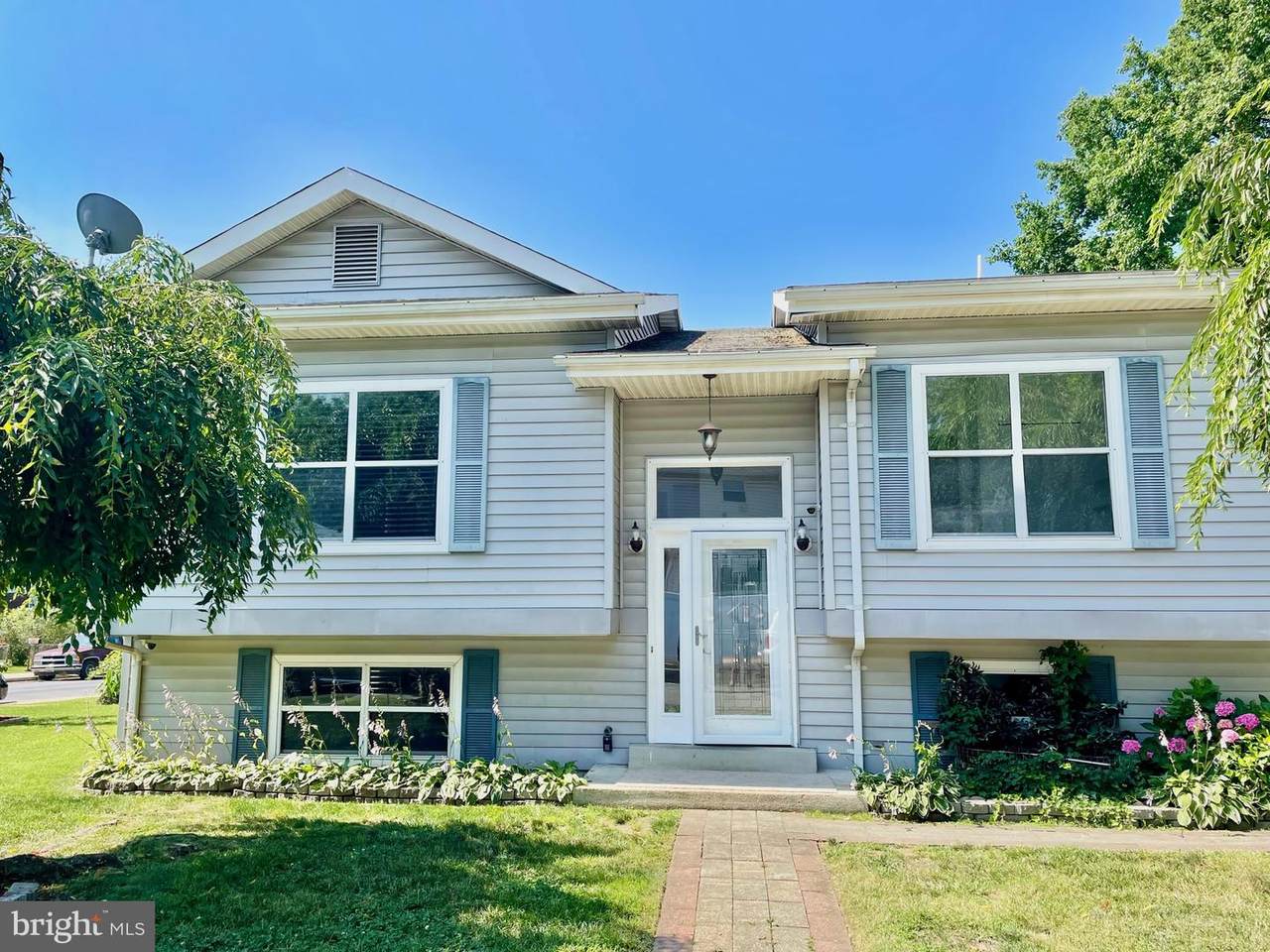 2310 57TH Avenue - Photo 1