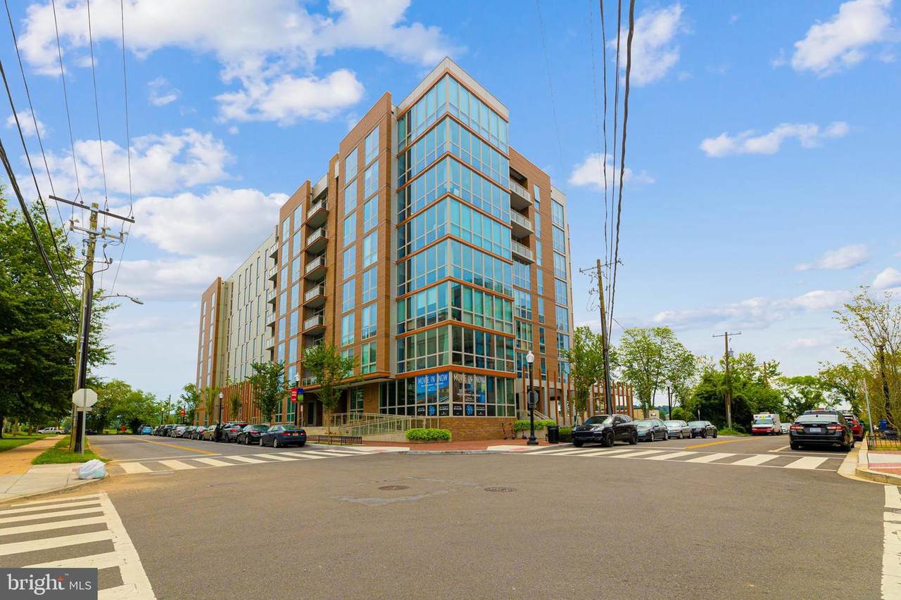 88 V Street - Photo 1