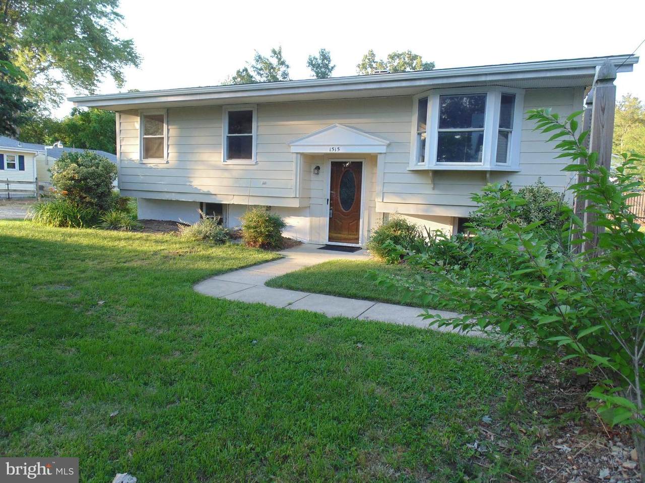 1515 Arundel Road - Photo 1
