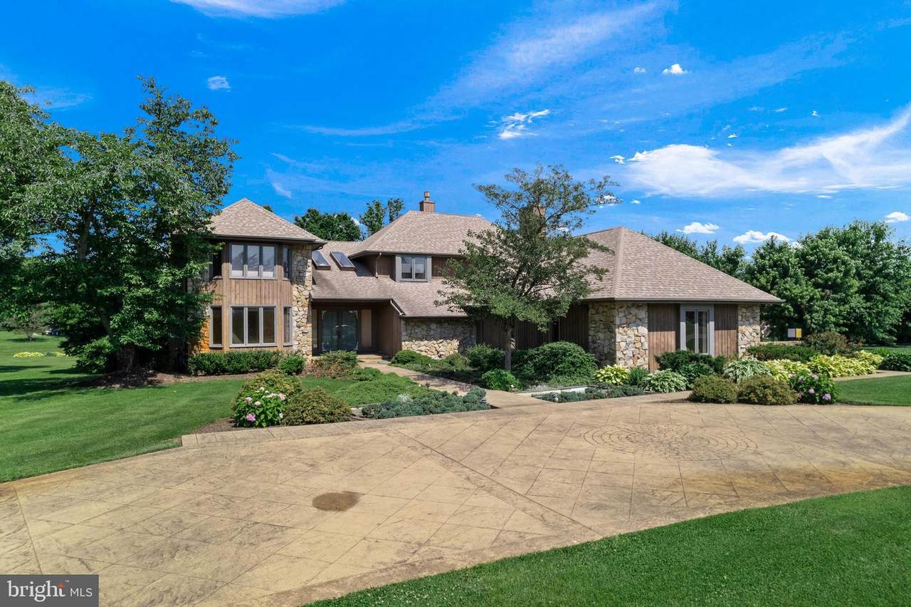 703 Worthington Drive - Photo 1