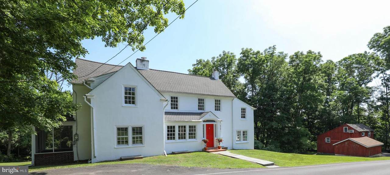 2972 Sugan Road - Photo 1
