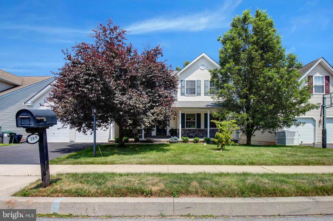 109 Holbrook Lane - Photo 1