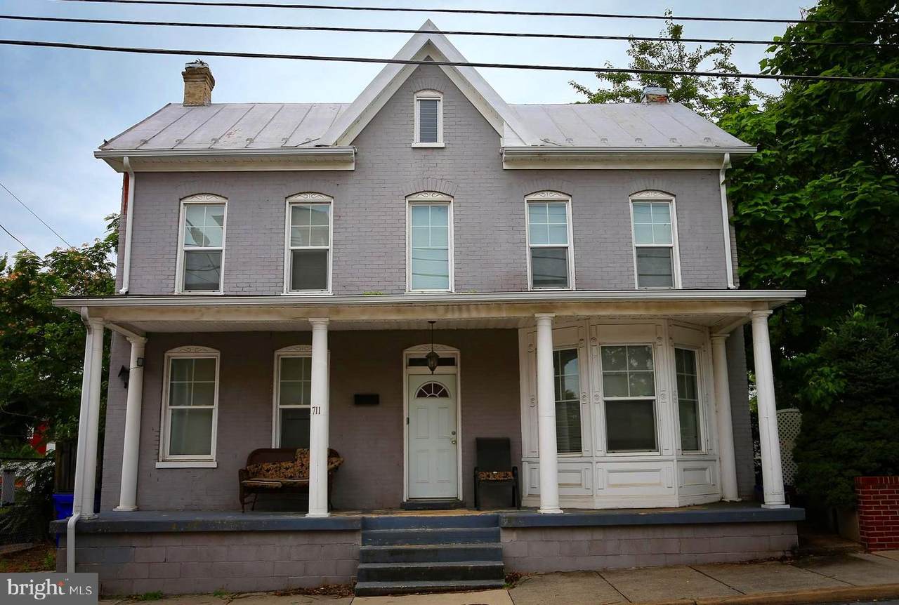 711 Church Street - Photo 1
