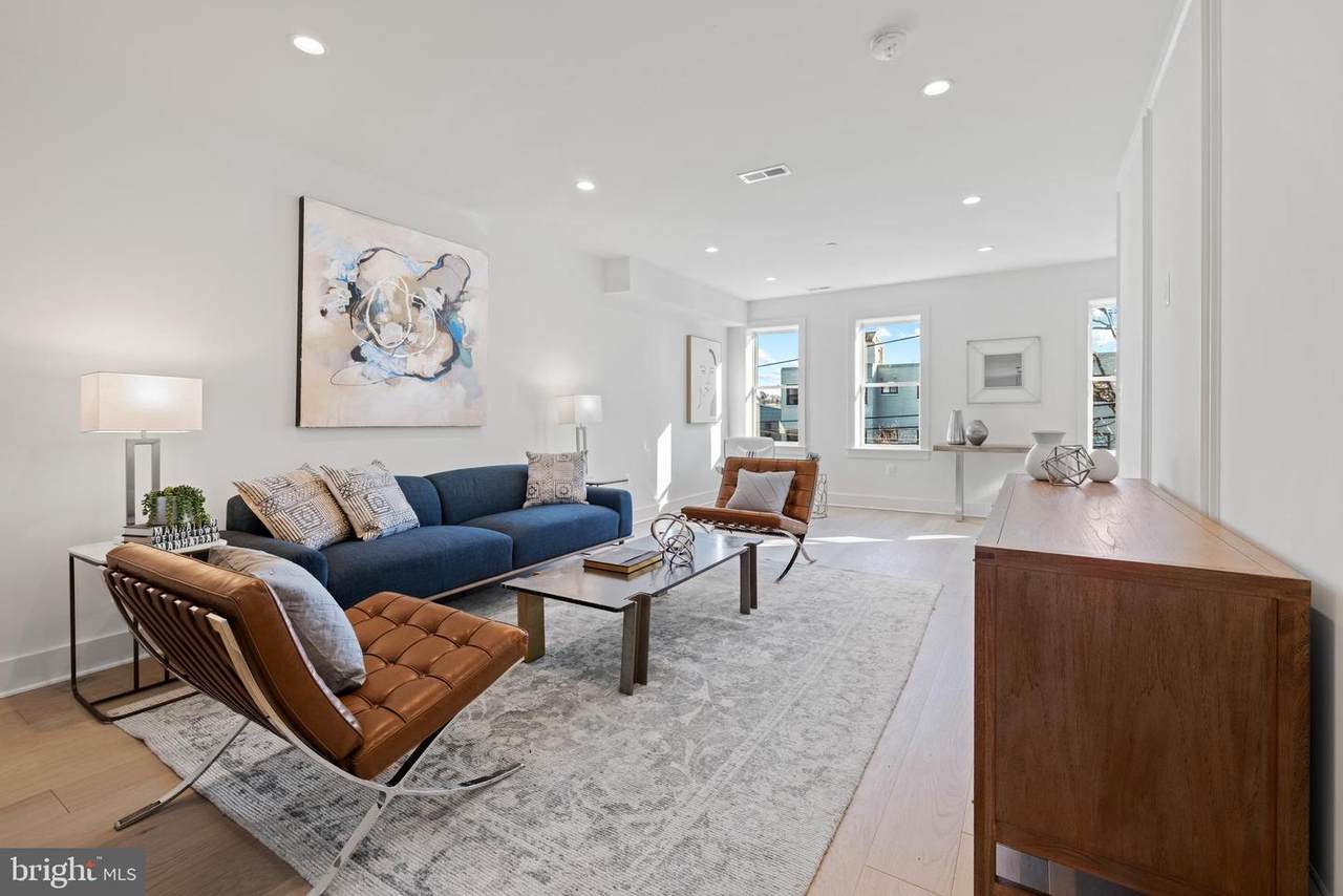 519 Longfellow Street - Photo 1