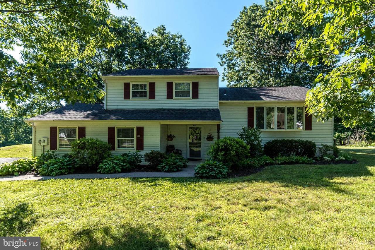 66 Beverly Drive - Photo 1