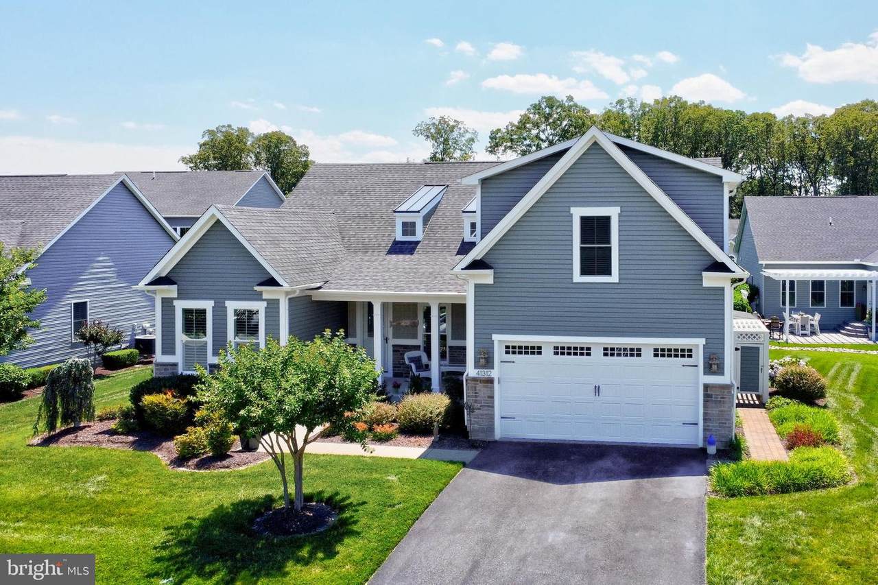 41312 Gloucester Drive - Photo 1