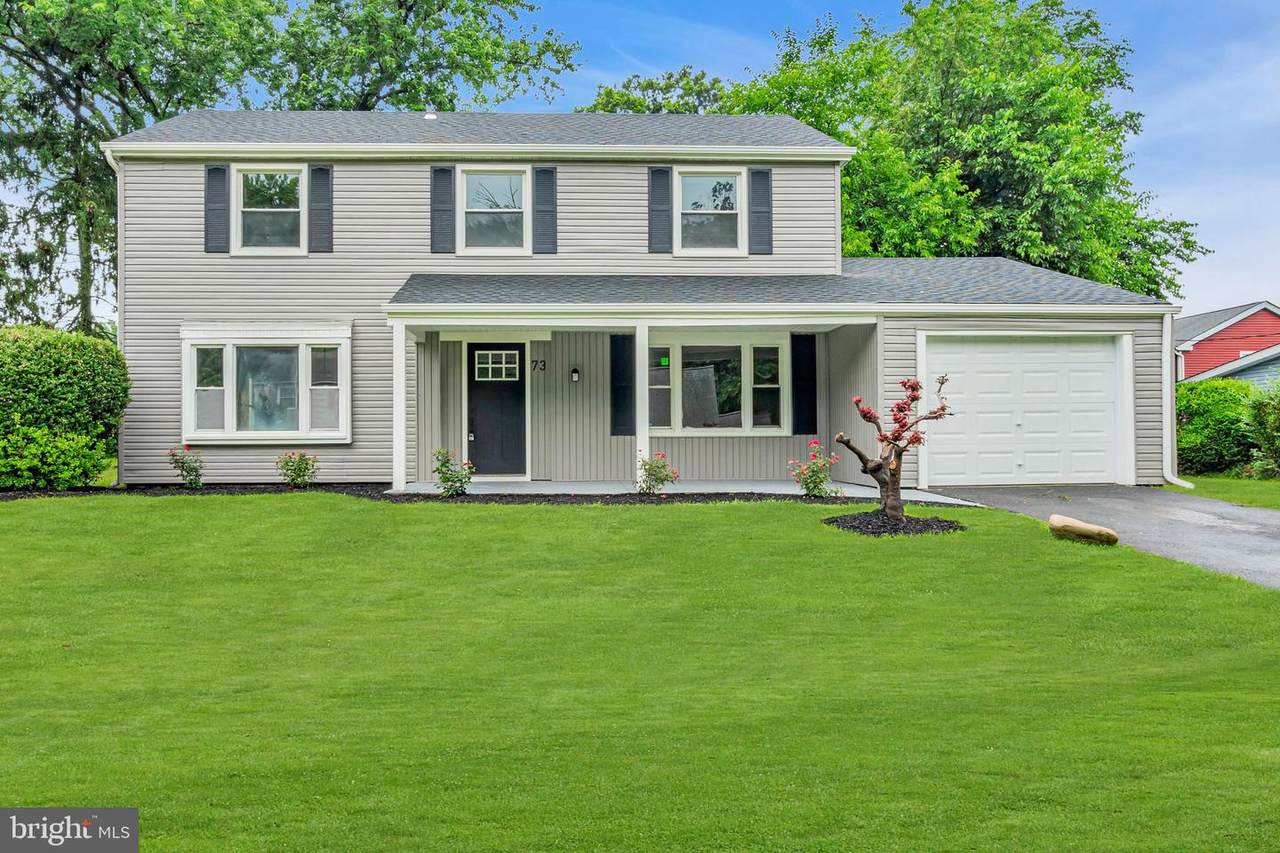 73 Pinetree Lane - Photo 1