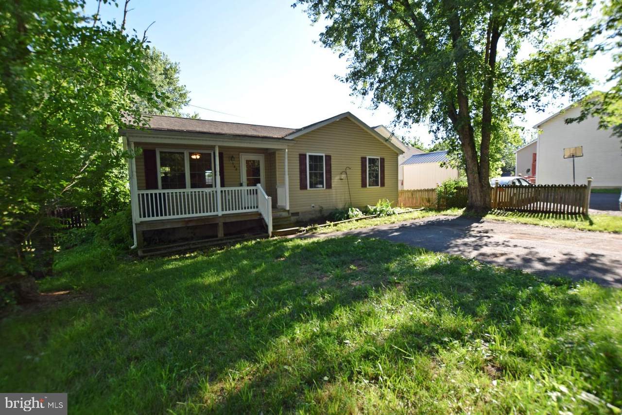 382 Jenny Wren Drive - Photo 1