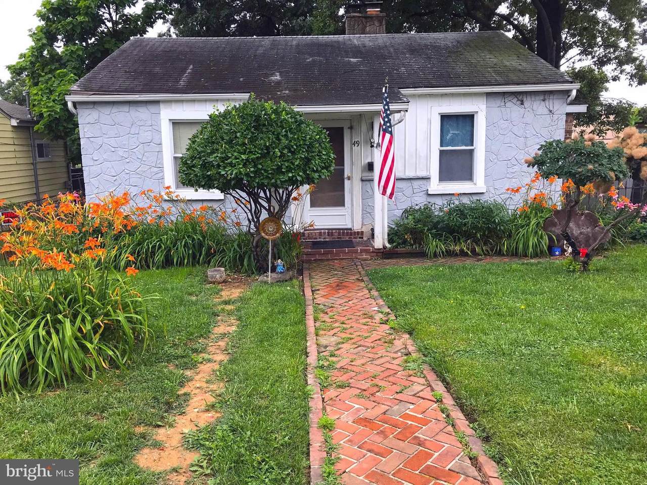 49 Seaford Avenue - Photo 1