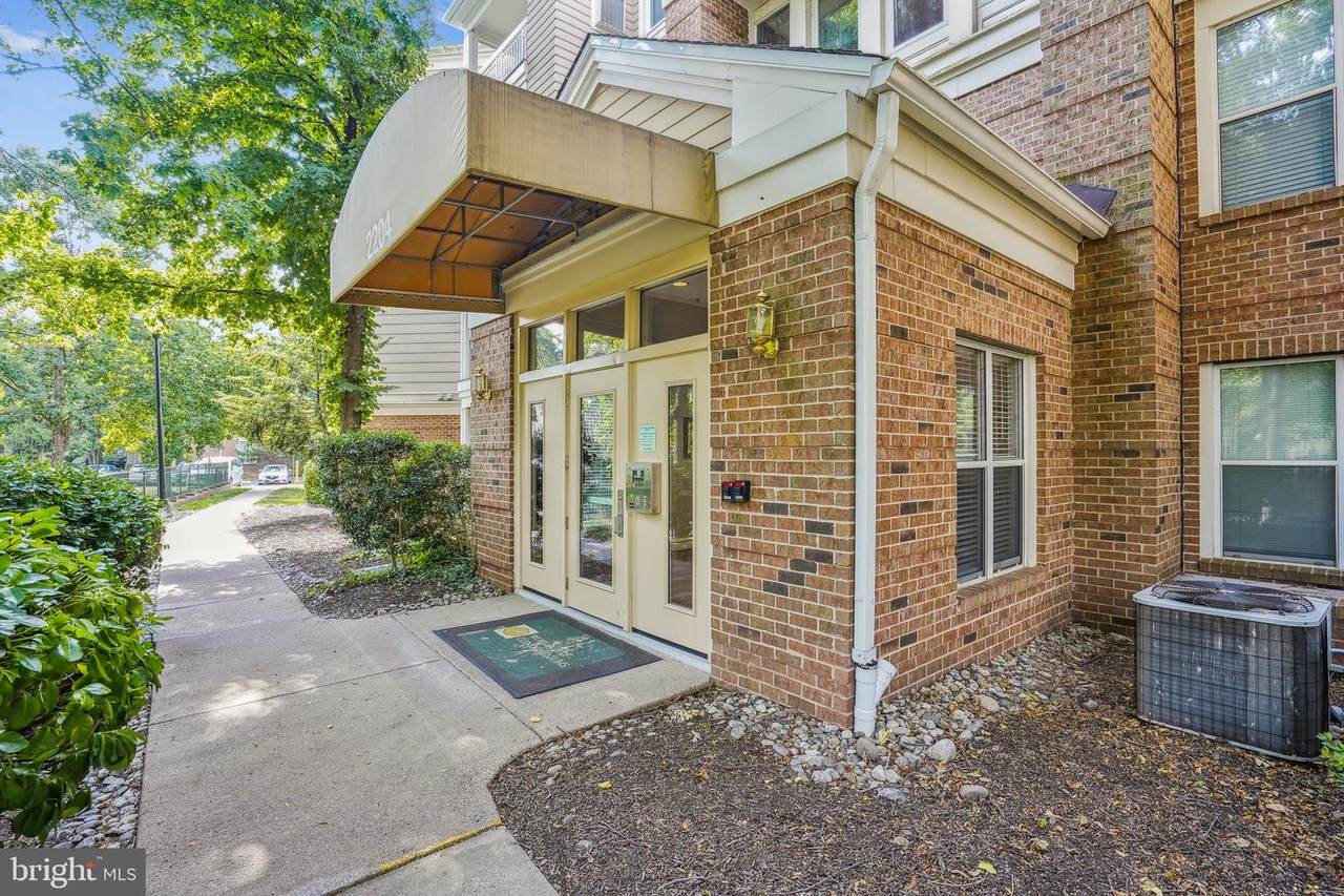 2204 Westcourt Lane - Photo 1