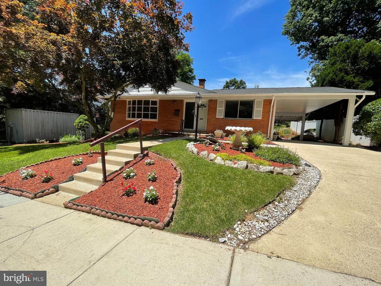 816 Franklin Avenue - Photo 1