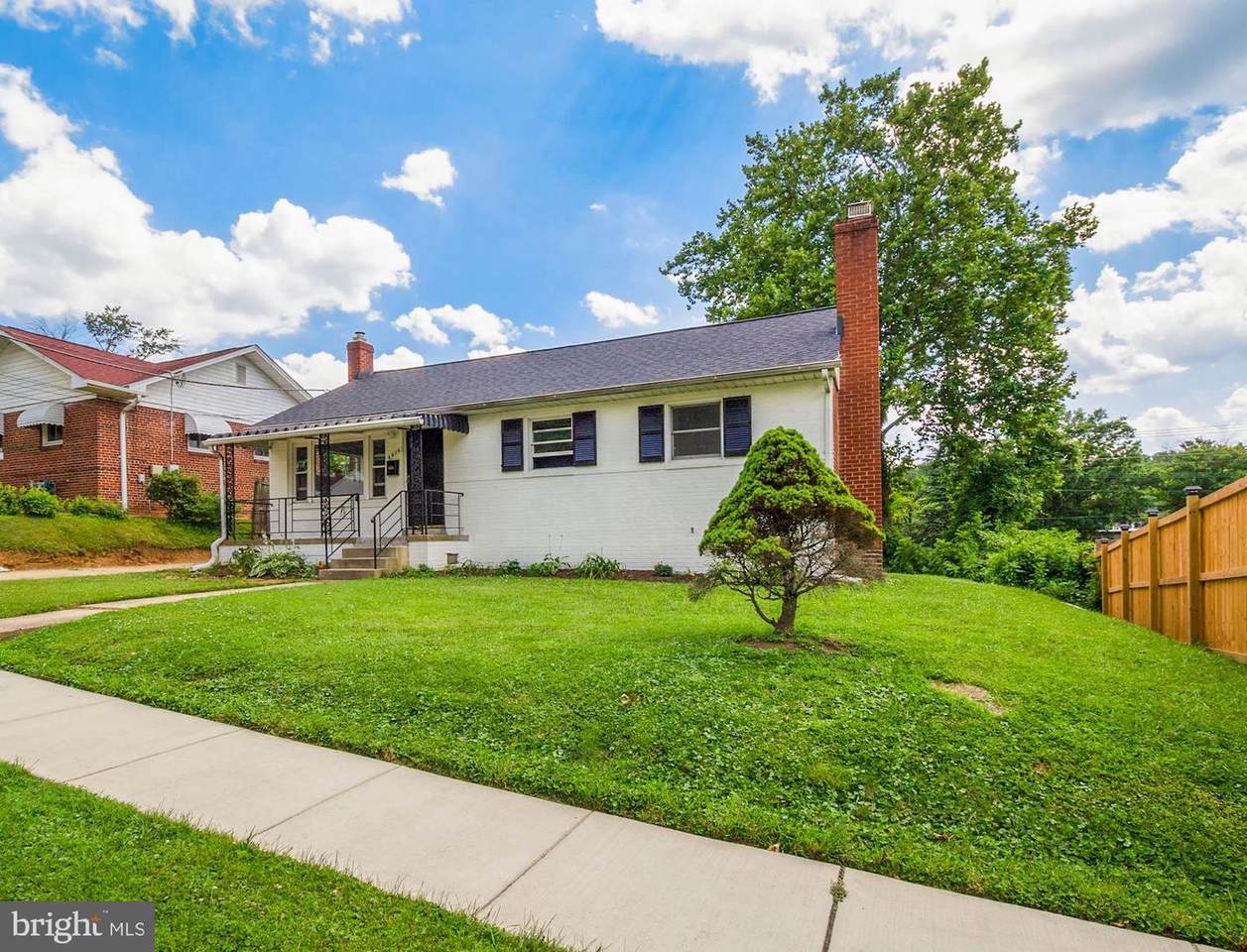 4614 Adrian Street - Photo 1