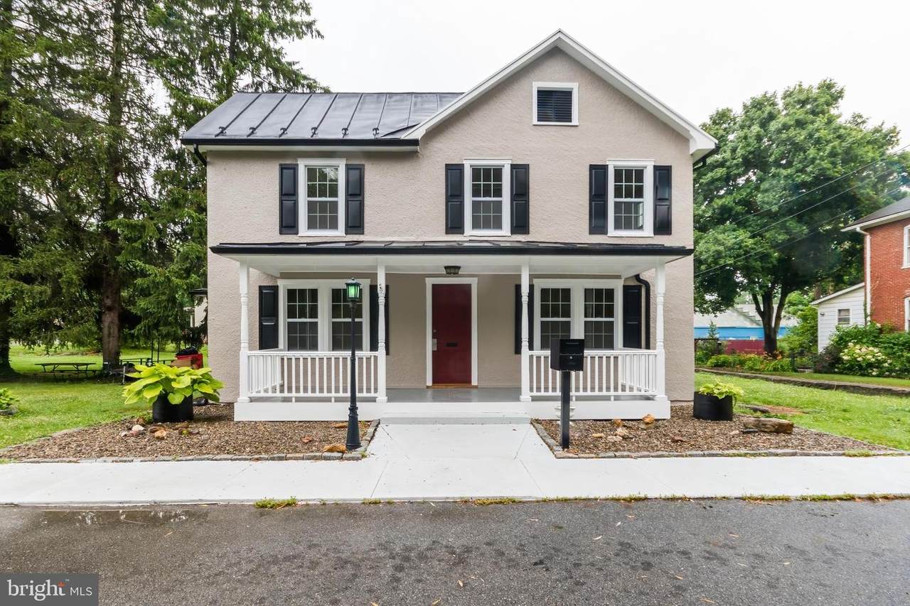 341 1ST Avenue - Photo 1