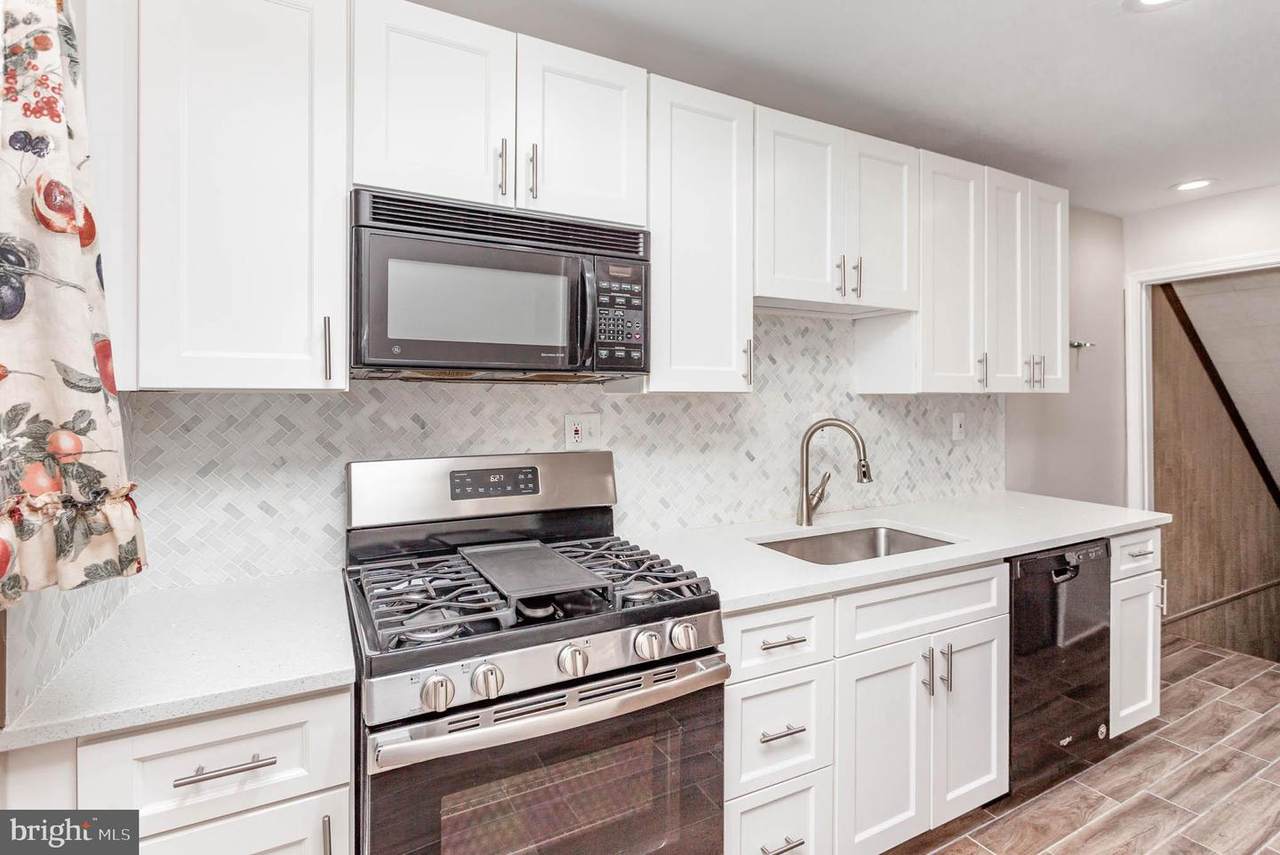 1776 Stokesley Road - Photo 1