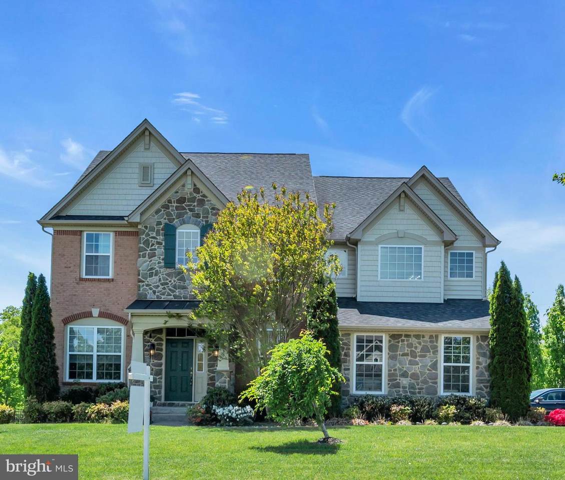 24535 Fishermans Pond Court - Photo 1