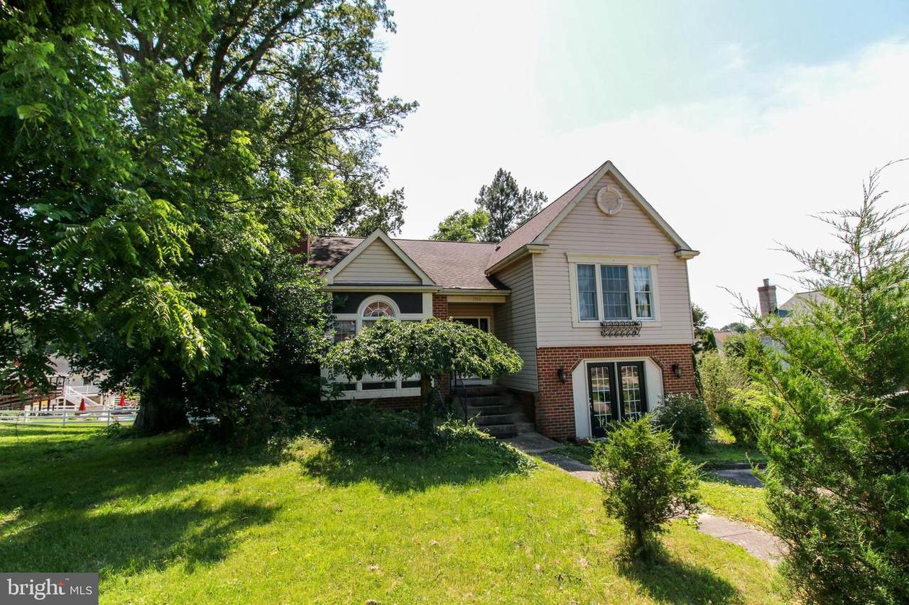 1704 Ross Road - Photo 1
