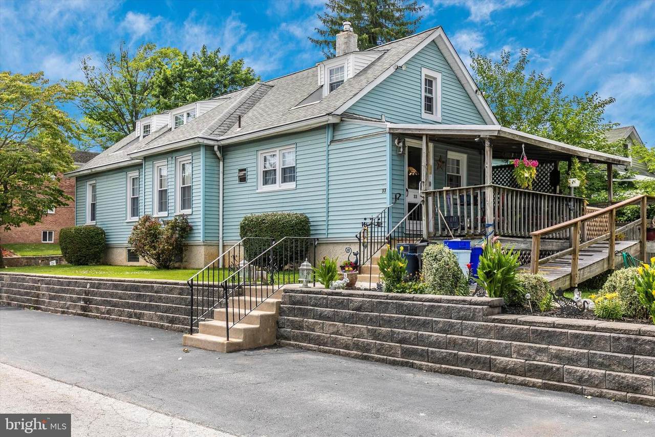 33 Oak Avenue - Photo 1
