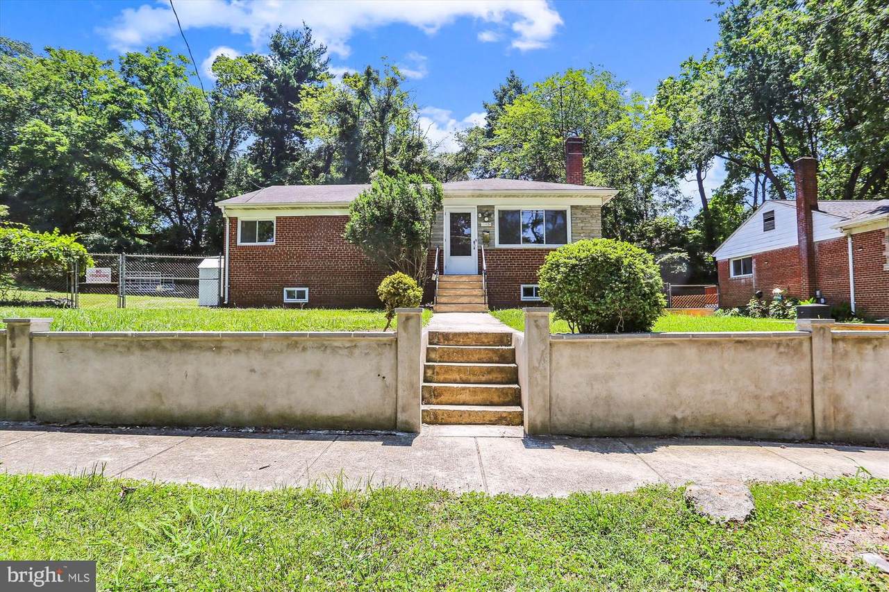 9915 Light Drive - Photo 1