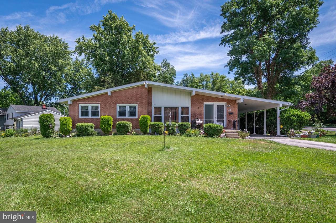 801 Providence Road - Photo 1