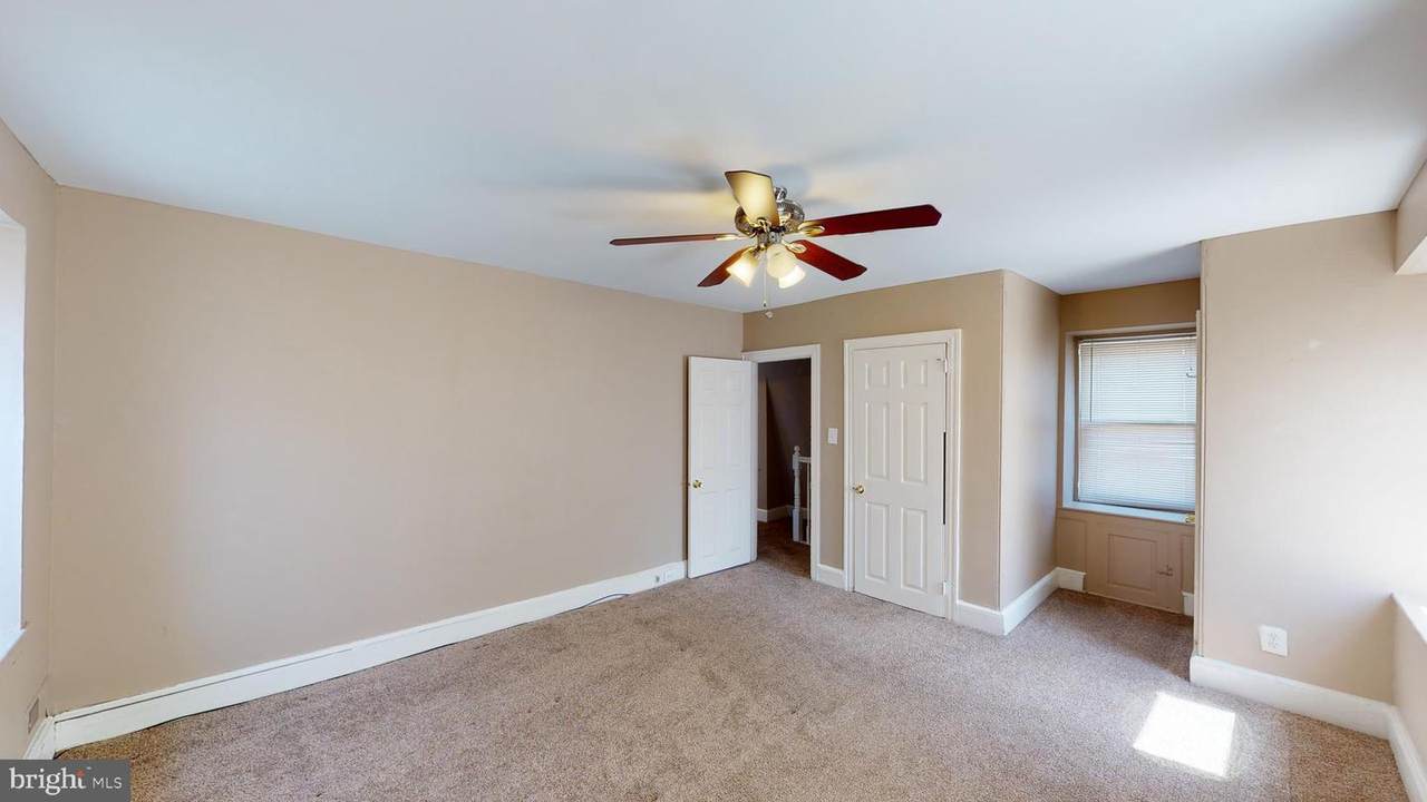 211 Front Street - Photo 1