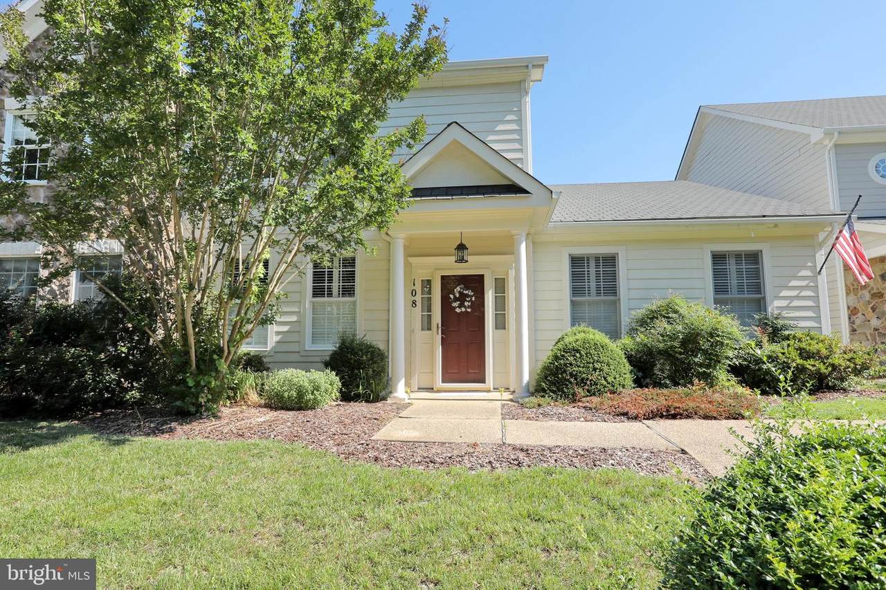 108 Burning Bush Place - Photo 1