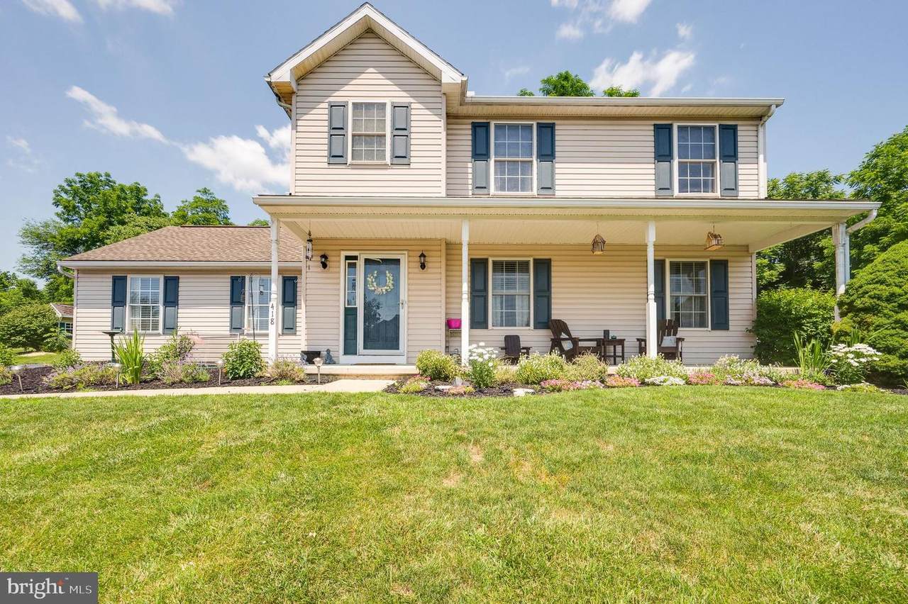 418 Colonial Court - Photo 1
