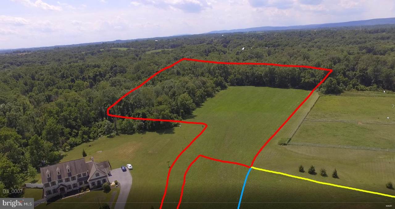 723 Gravel Hill Road - Photo 1