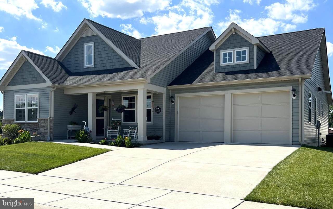 150 Skipping Stone Lane - Photo 1