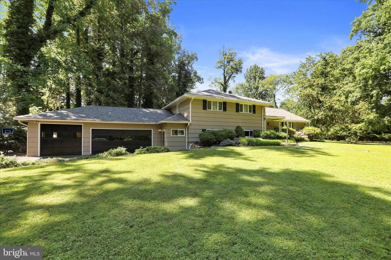 1107 Evergreen Road - Photo 1