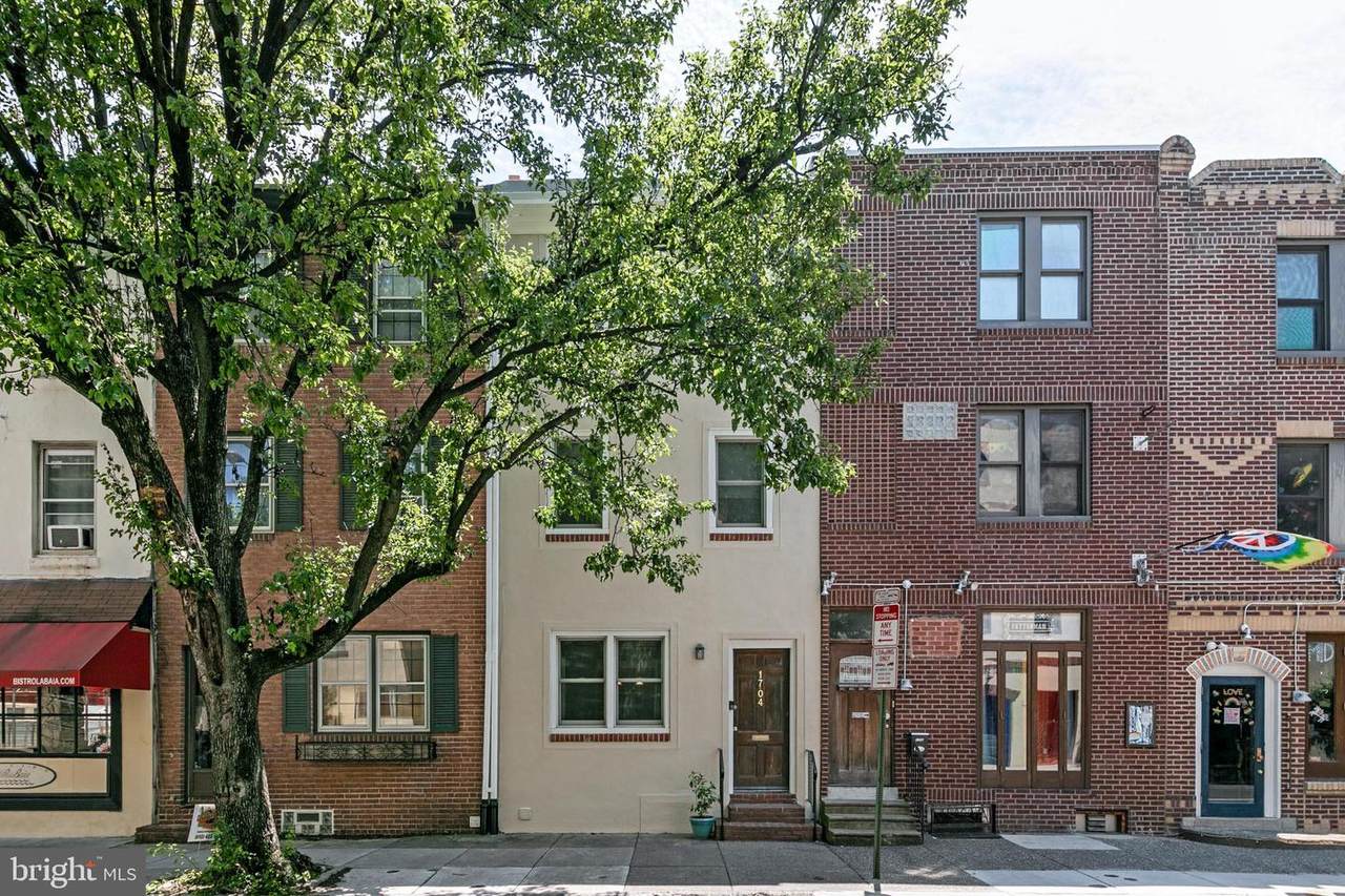 1704 Lombard Street - Photo 1