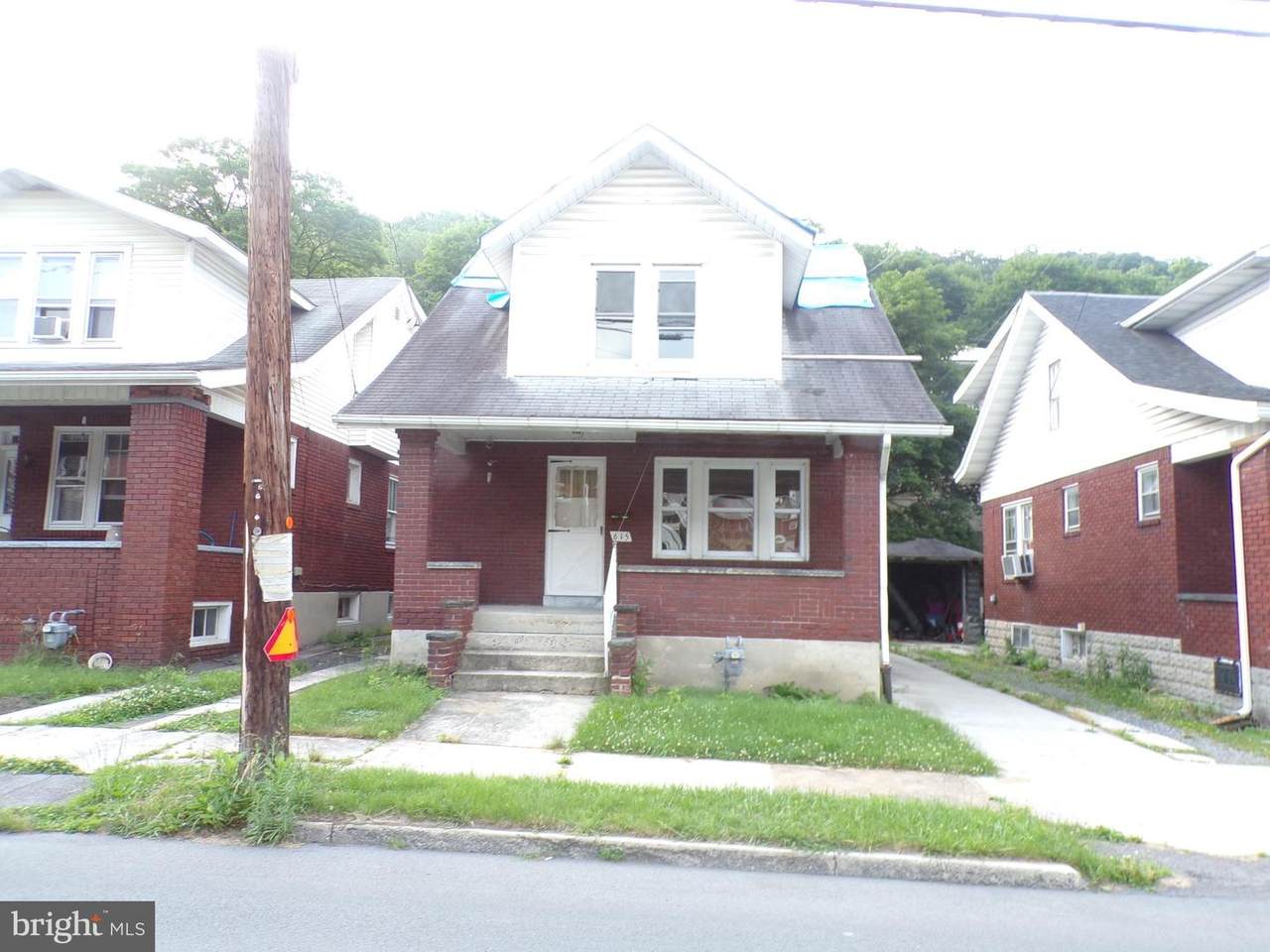 615 Frederick Street - Photo 1