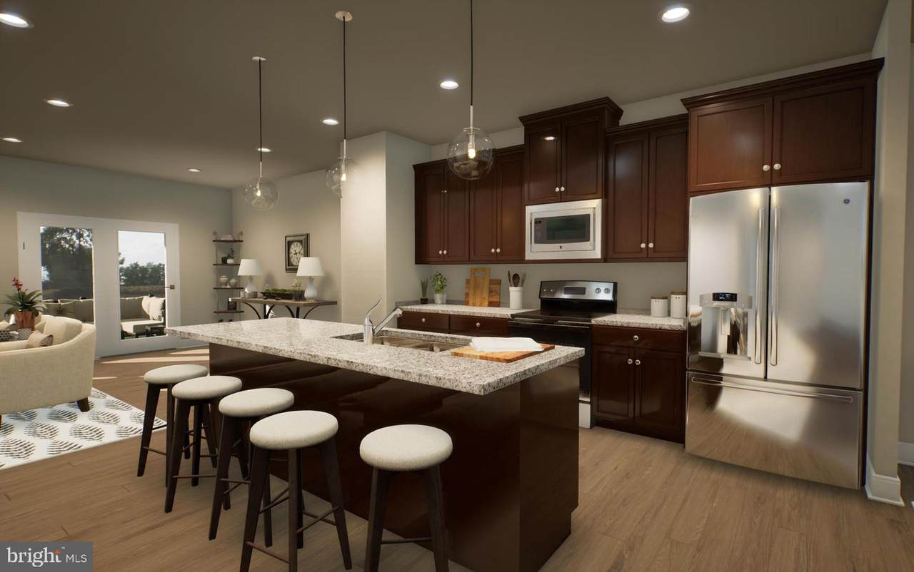 121 Wake Robin Court - Photo 1