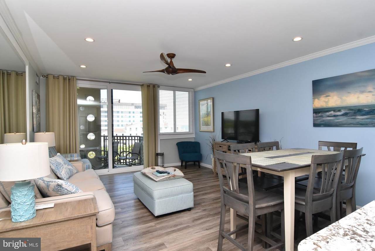 1 Virginia Avenue - Photo 1