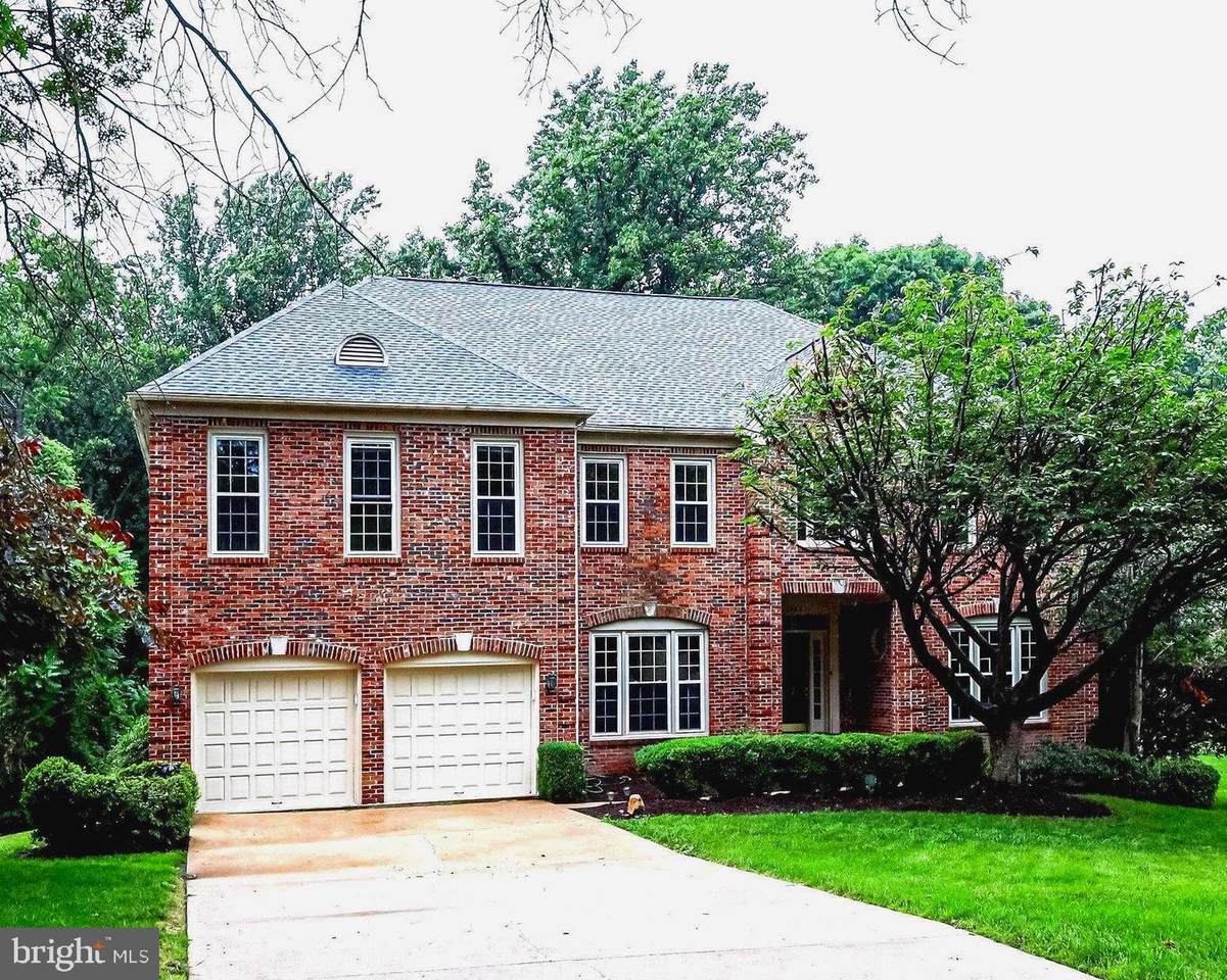 7902 Willfield Court - Photo 1