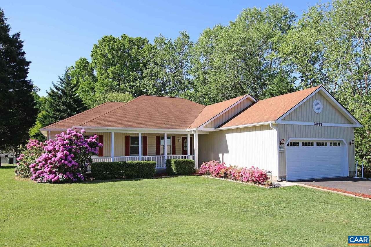 3033 Colonial Dr - Photo 1