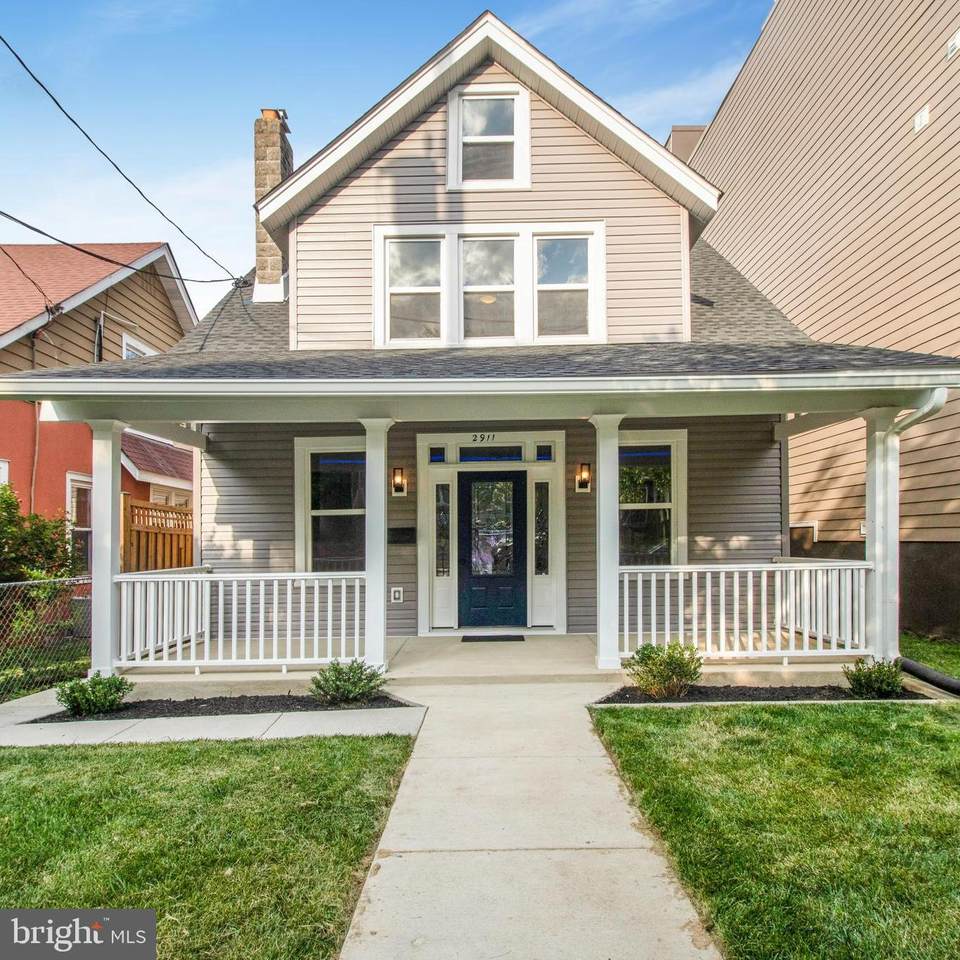 2911 17TH Street - Photo 1