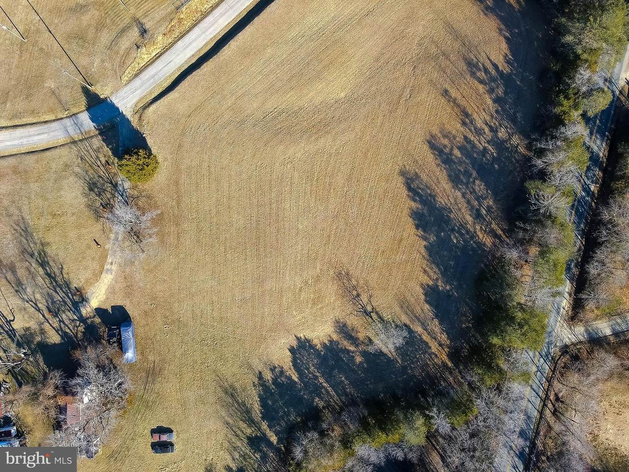 70 Montague Loop - Photo 1