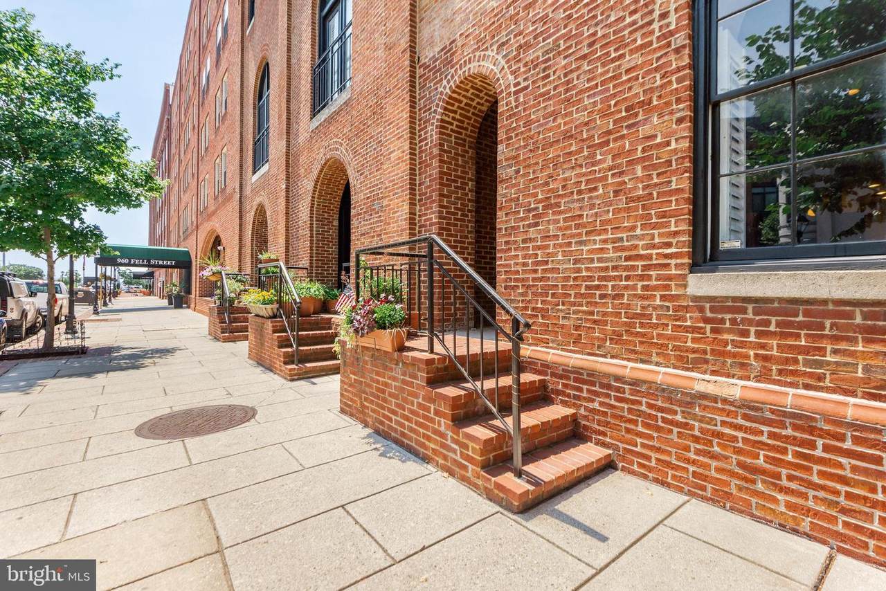 960 Fell Street - Photo 1