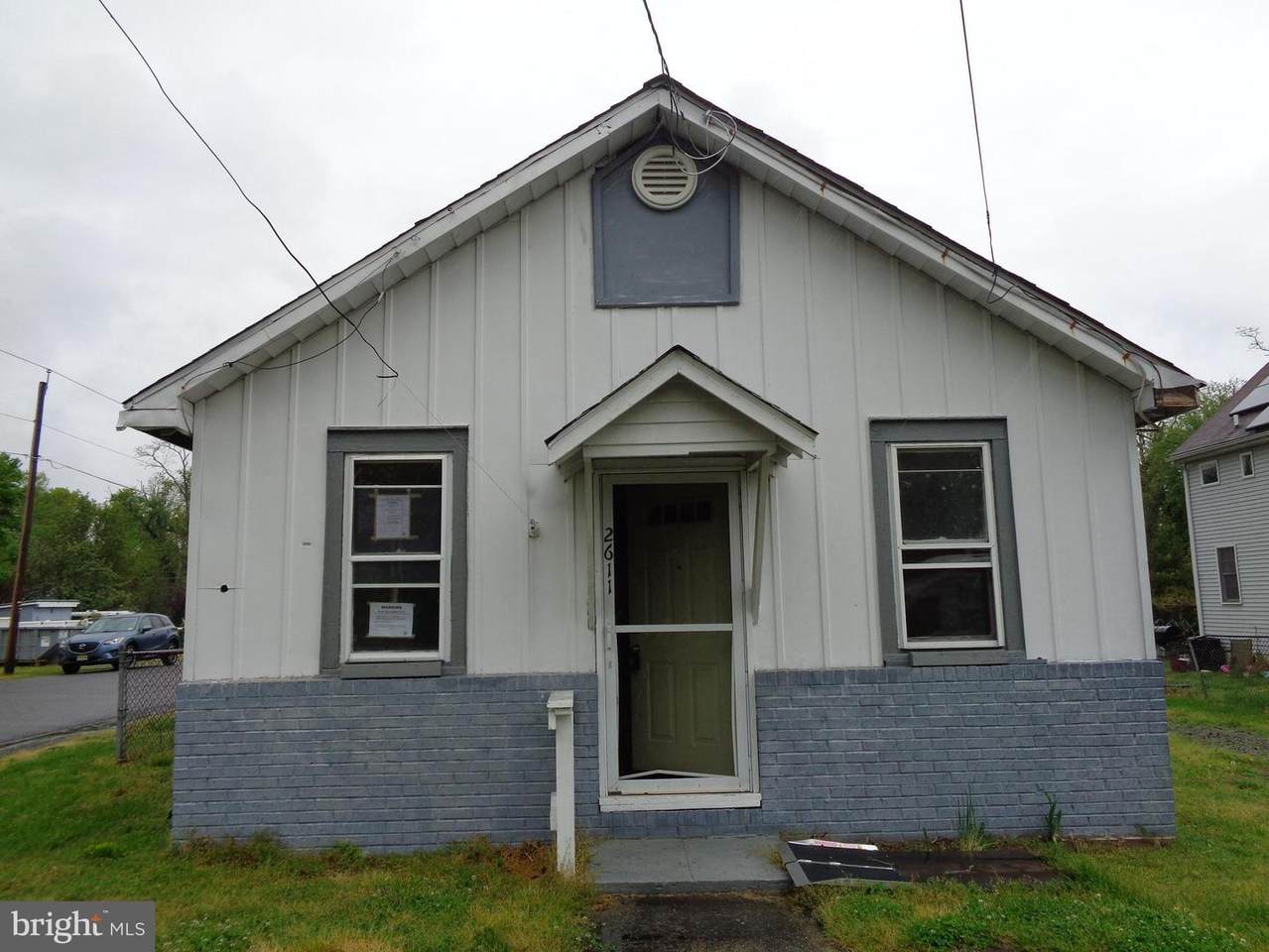 2611 Marne Highway - Photo 1