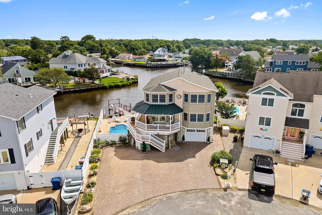 13 Baltimore Drive - Photo 1