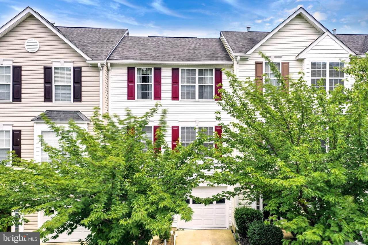 7202 Finch Lane - Photo 1
