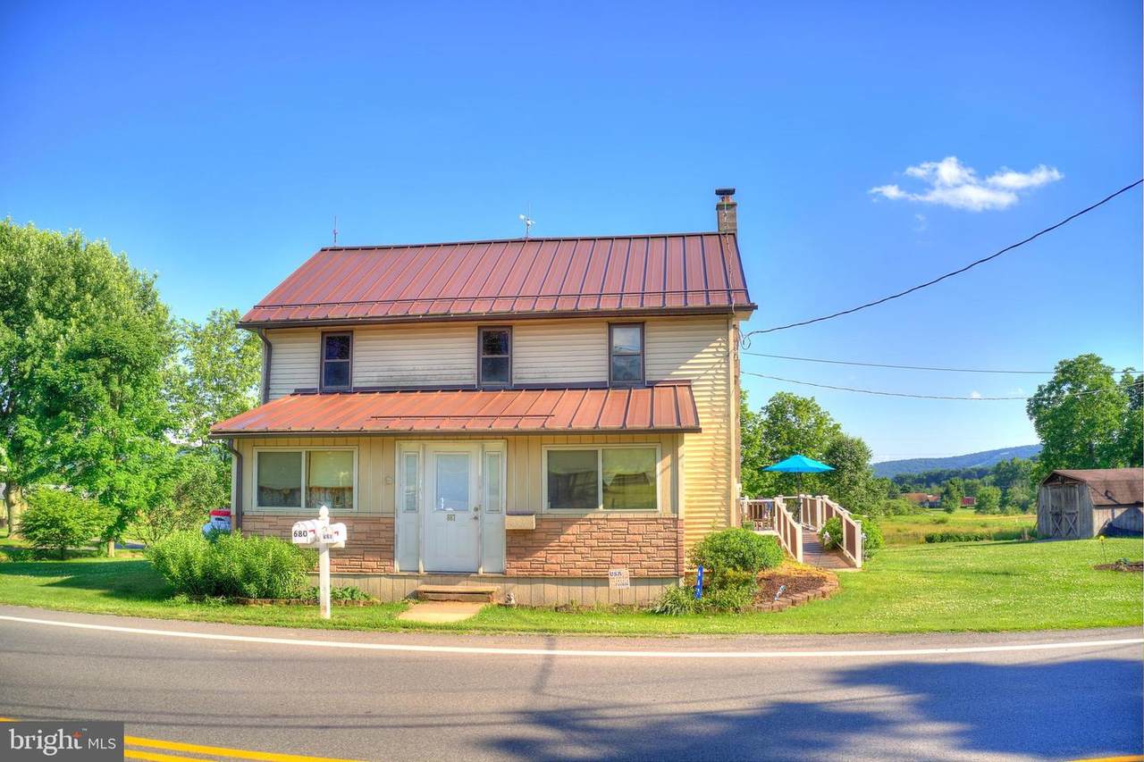 667 E Main - Photo 1
