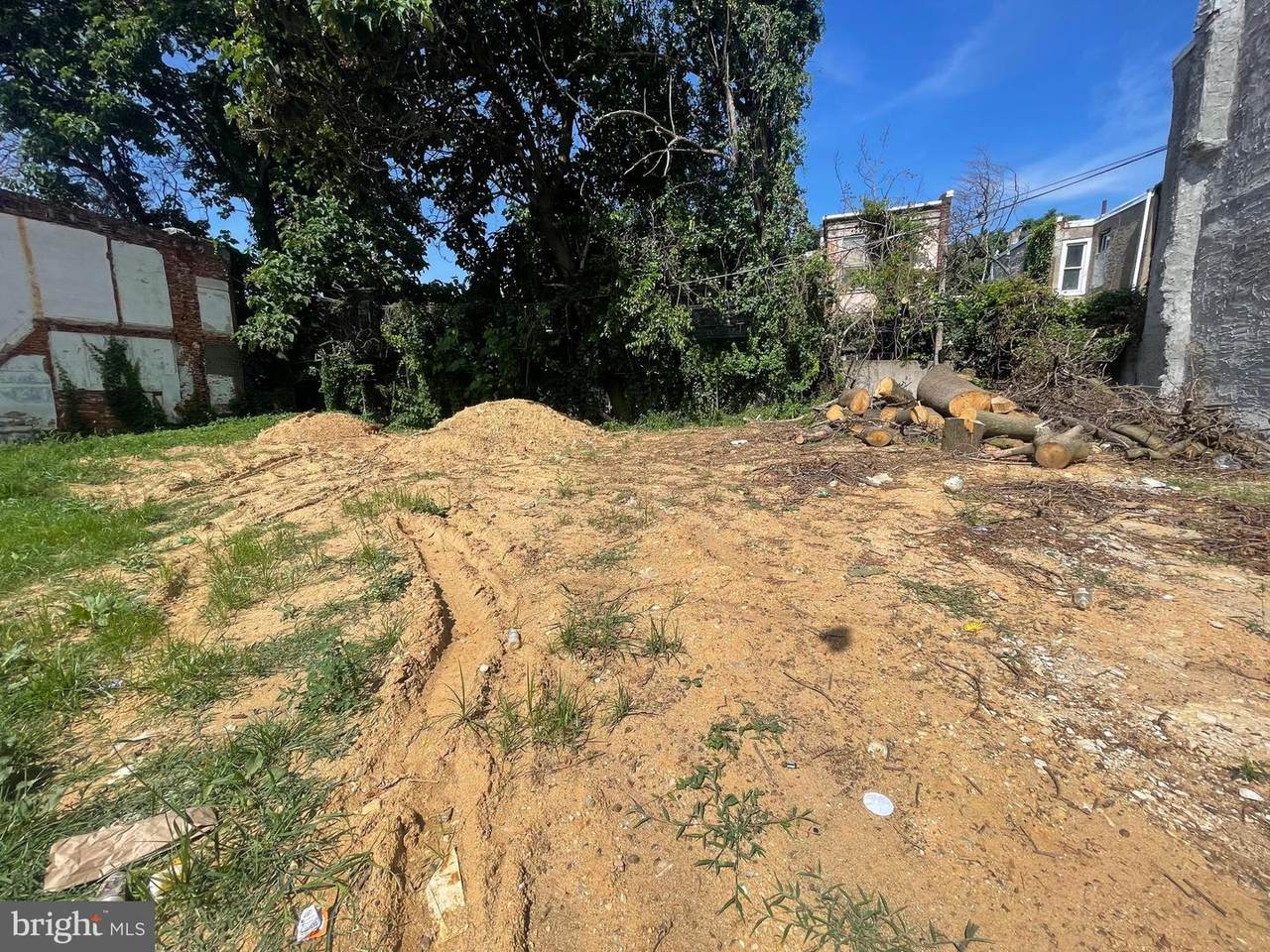 2434 Garnet Street - Photo 1