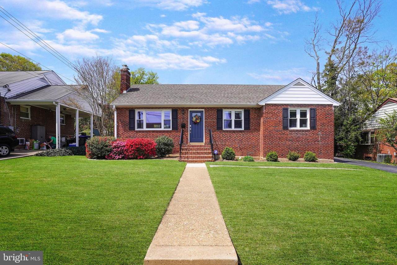 5904 Grayson Street - Photo 1