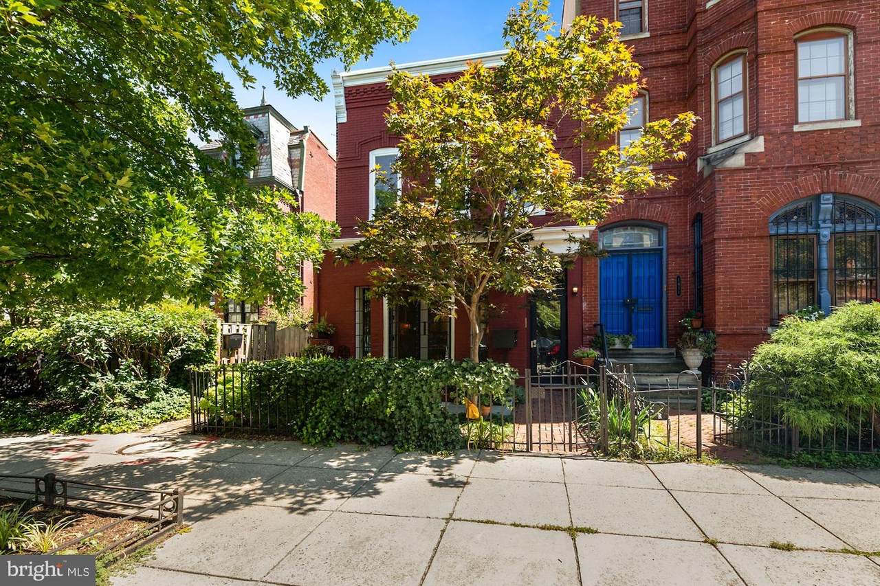 1415 10TH Street - Photo 1