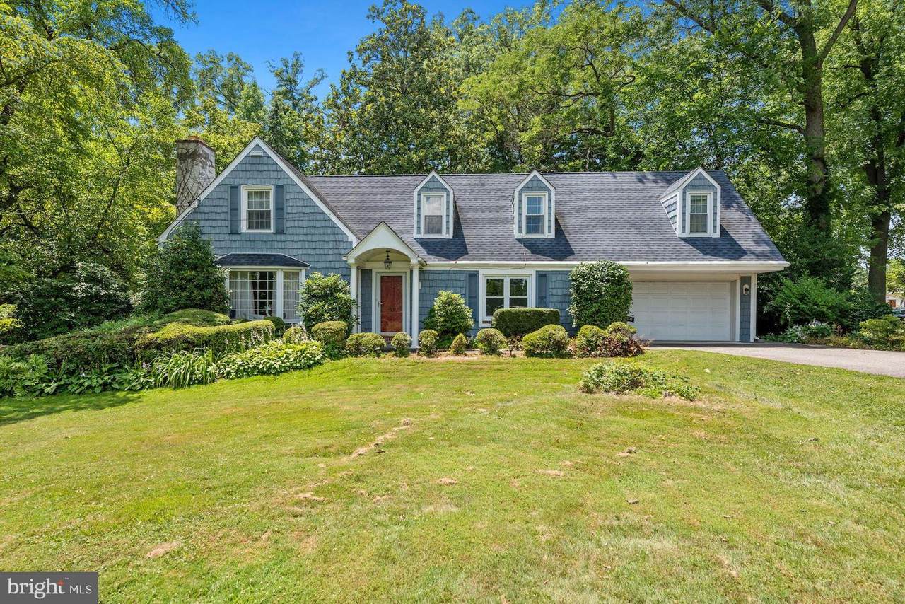 642 Chester Avenue - Photo 1